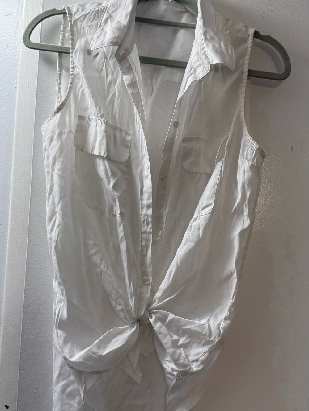 Express Women’s White Button Up Collared Blouse-Sz Small